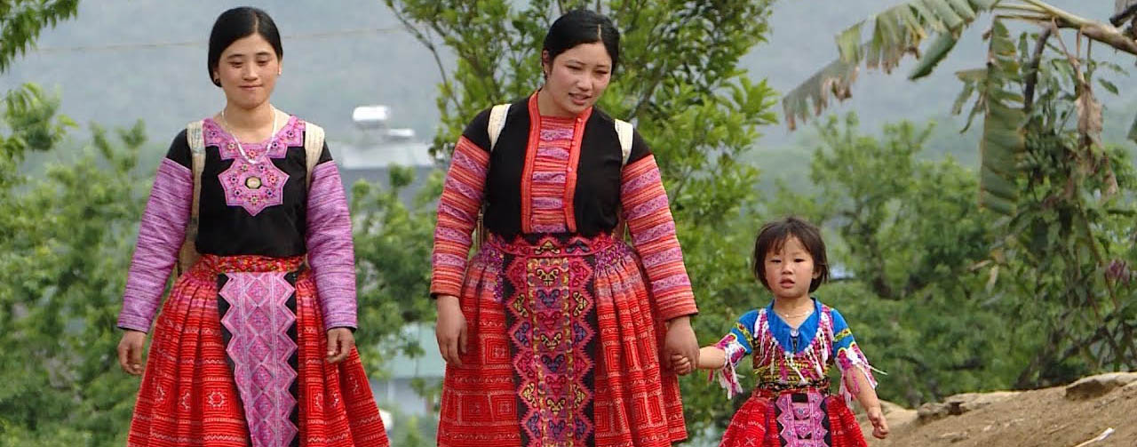 Doc Dao Net Van Hoa Cua Nguoi Hmong Tai Sapa