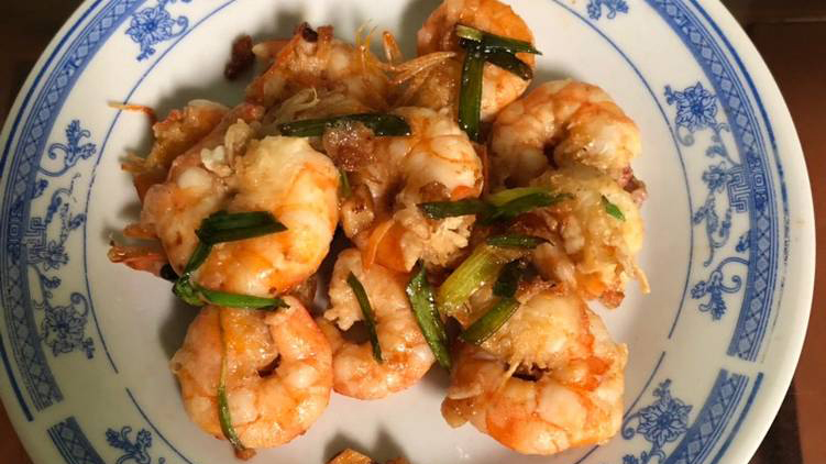 Cách làm tôm rim tiêu đậm đà hấp dẫn