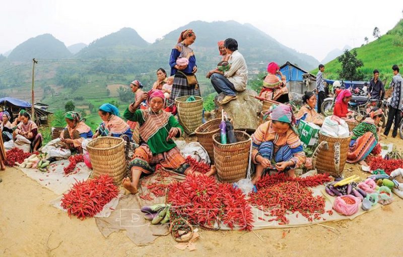 Cho Phien Bac Ha Co Gi Ma Luon Thu Hut Du Khach Du Lich