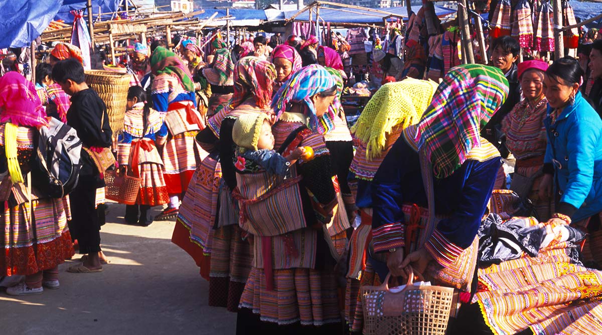 Cho Phien Bac Ha Co Gi Ma Luon Thu Hut Du Khach Du Lich